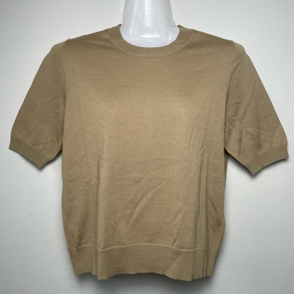 Burberry Uniform Tan 100% Lambswool Short sleeve sweater top women size S-M - Picture 1 of 6